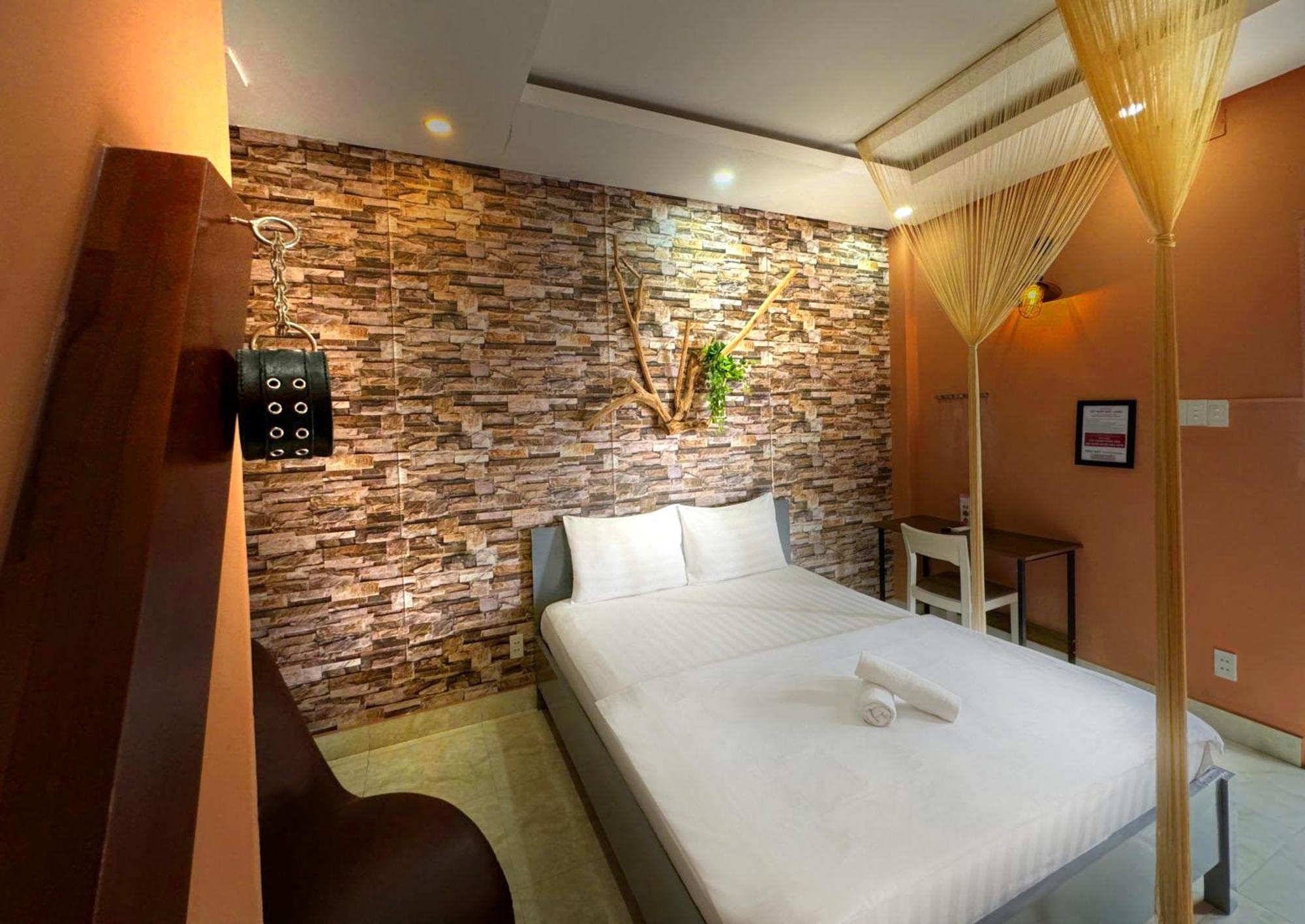 Loove Hotel 3 Хошимин Экстерьер фото