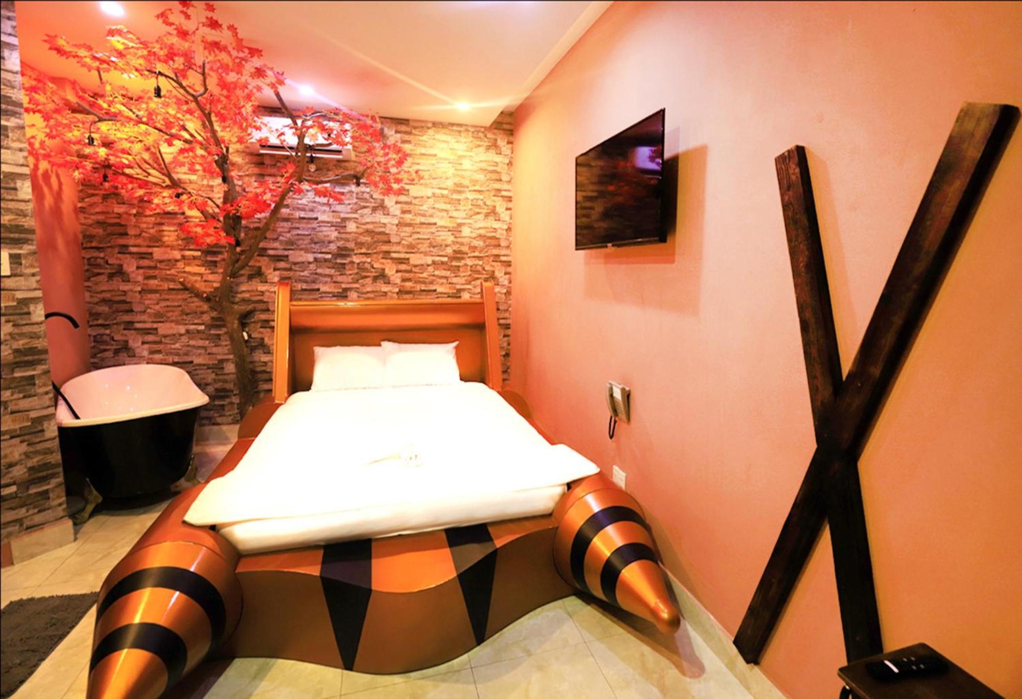 Loove Hotel 3 Хошимин Экстерьер фото